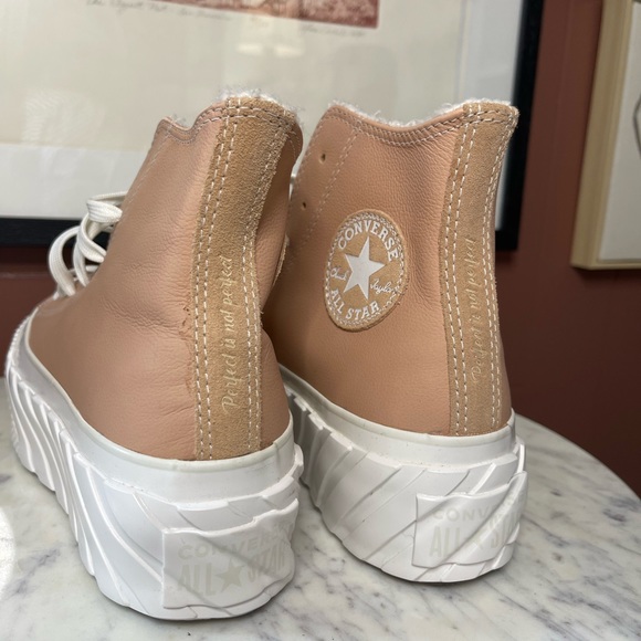 Convers Platform Sherpa Sneakers- NEW - Picture 6 of 14